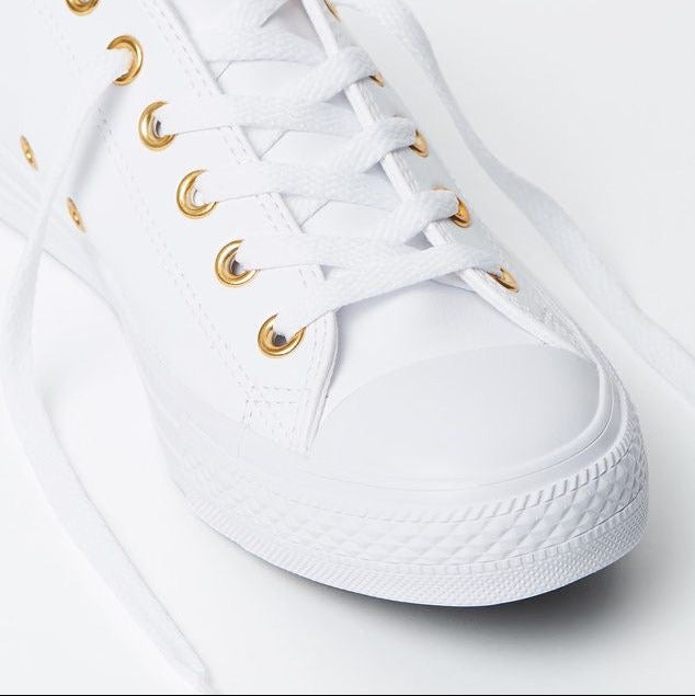 Zapato Clasico Stars cuero blanco tache
