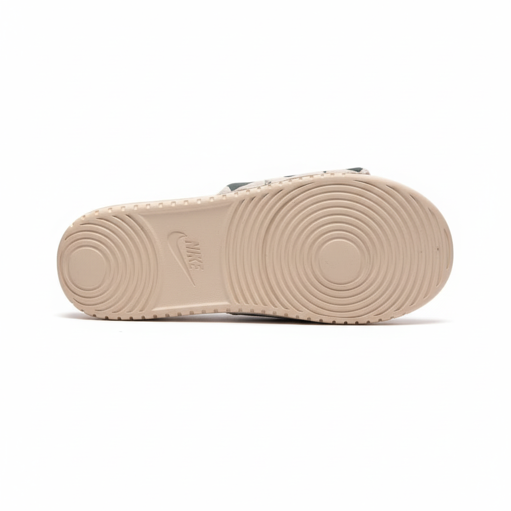 Sandalia beige con estampado verde Nike 011 vista suela